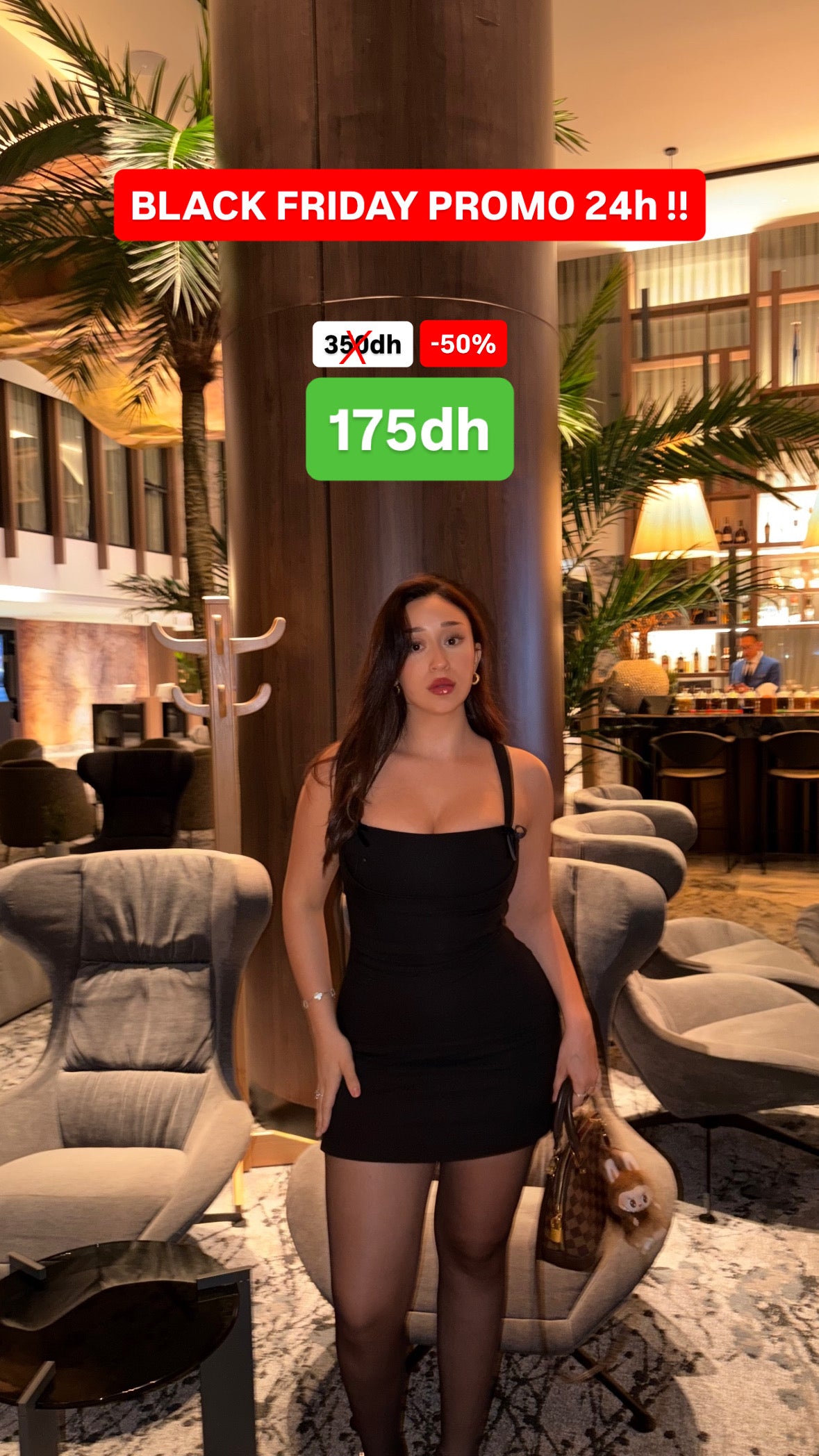 Short strappy dress with bows