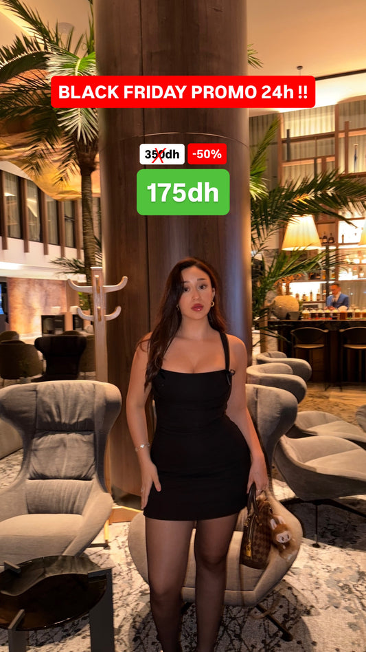 Short strappy dress with bows