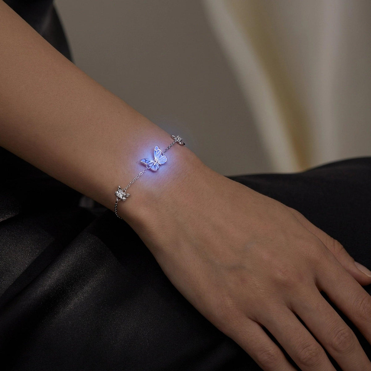 LUNÉA™ Glow Butterfly Bracelet